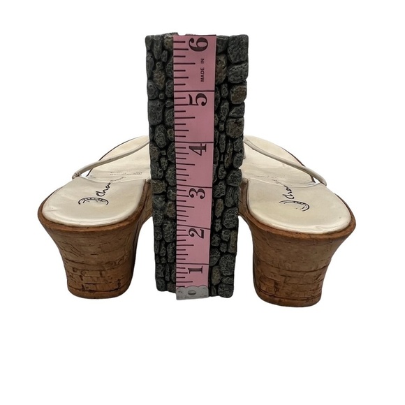 Chang Pierre White Cork Wedge T-Strap Sandals Size 39 Women's - Picture 7 of 12